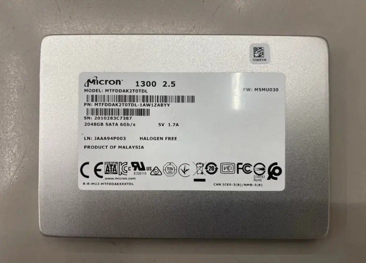 Micron 1300 2.5インチ SSD SATA 2TB 中古 2枚 tmic134_s.jpg